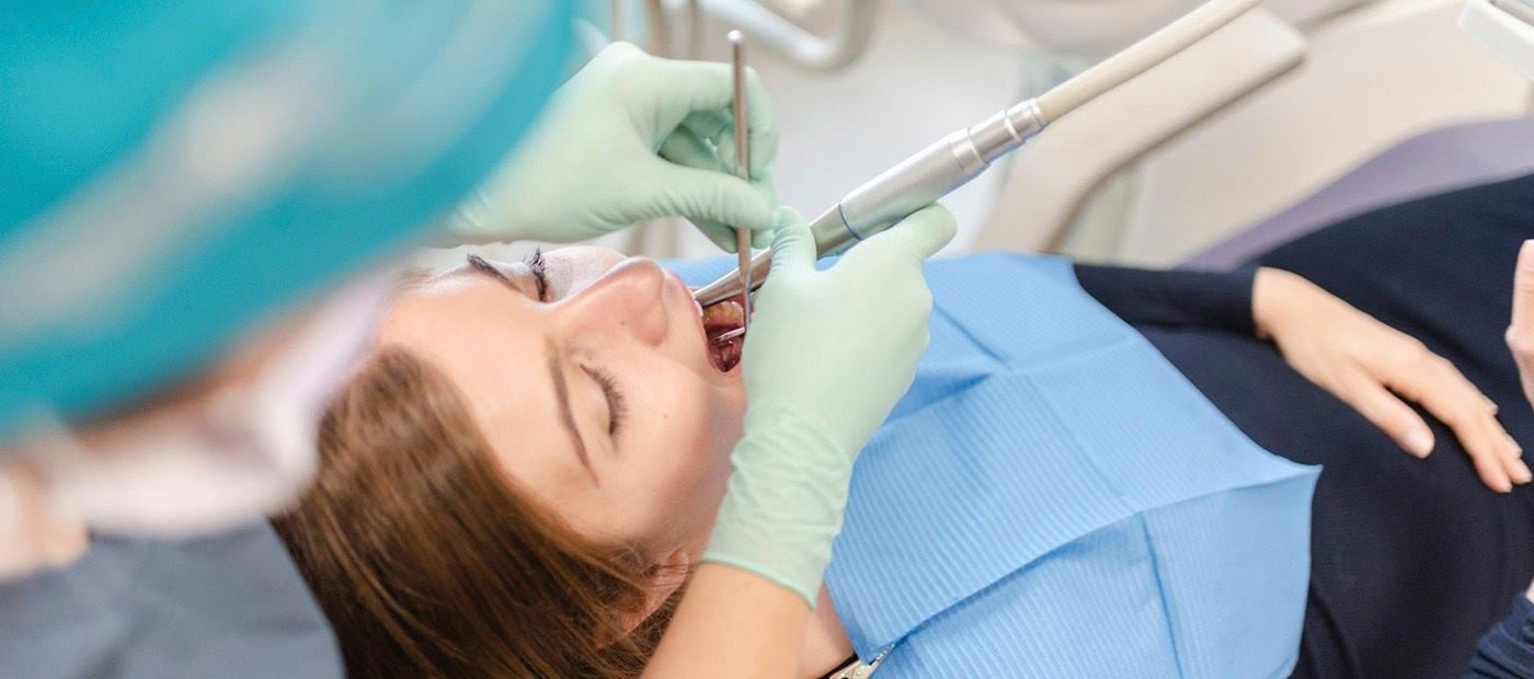 Clínica Dental con tecnología avanzada y mas de 20 años cuidando tu salud dental